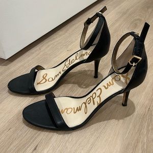 Patti ankle strap, black leather